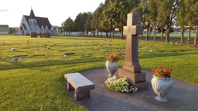 Holy Cross Catholic Cemetery