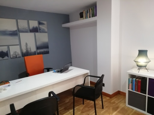 Belén Díaz Afonso, Psicólogo