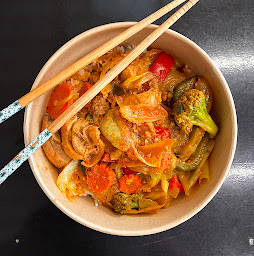 Photo n°31 de ZA TORIKO-Restaurant Asiatique-Japonais-Coréen « Reconnu Gault & Millau juin 2025/2026 ». 🇰🇭🇯🇵🇰🇷✨✨✨✨✨ à Hennebont (Sushi à emporter)