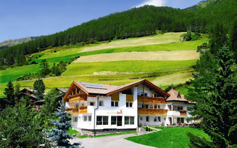 Residence Remi Frazione Madonna, 98, 39020 Senales BZ, Italia