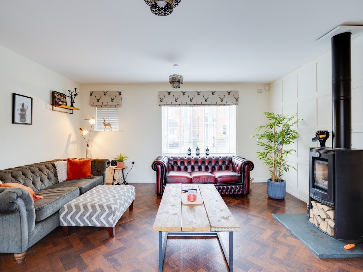 Coral Walrond & Tom Jackson - The Agency UK - Estate Agents in the Wyre Forest
