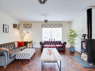 Coral Walrond & Tom Jackson - The Agency UK - Estate Agents in the Wyre Forest