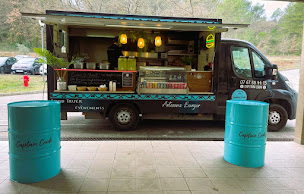Photo n°2 de CAPTAIN COOK - Food Truck - Évènement - Burger à Saint-Savournin (Restauration rapide)