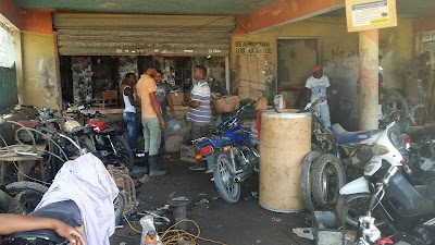 Photos of REPUESTOS EL NAY