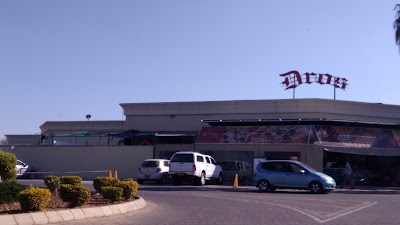Photos of Dros