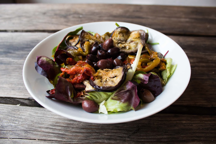 Garbo's Pizza X La Cantina Sociale by null