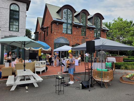 Sconset Square - Visual