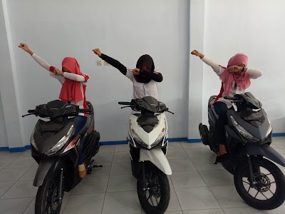 Photos of Cemara Agung Motor Kendal