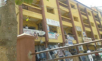 Photos of Dummec Plaza