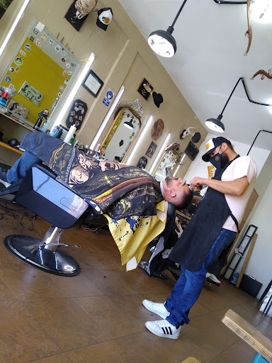 Rocko Barber & Store