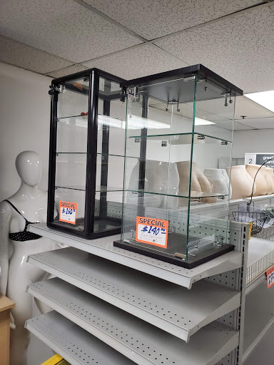 Equihua Store Fixtures - Thumbnail