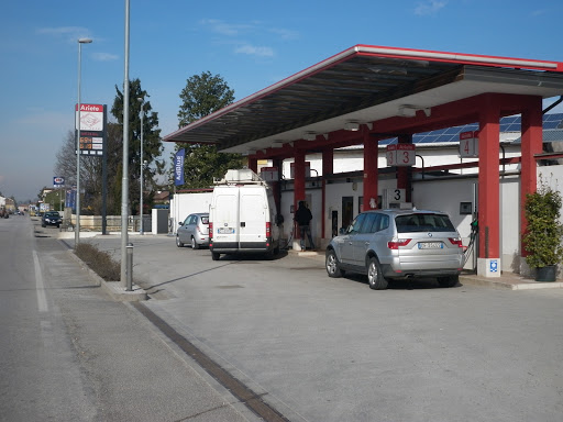 Stazione Di Servizio l Ariete