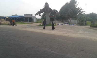 Photos of 0911 Plane Statue