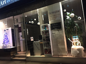 Photo n°20 de ART & DÉTENTE COIFFURE à Lyon (Salon de coiffure)