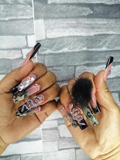 Dulce Hernández Salon - Thumbnail