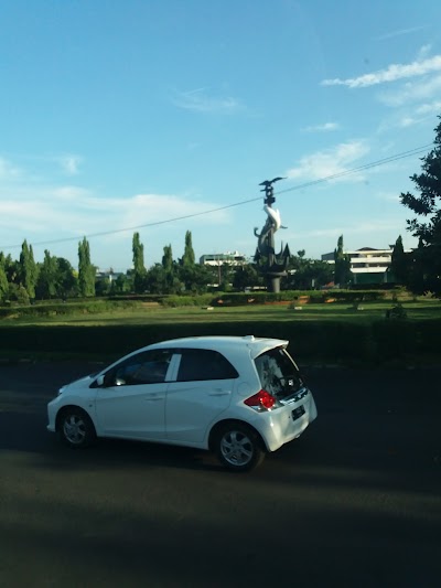 Photos of Bundaran Tol Patung Suro Boyo