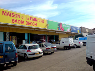 Photo n°7 de La Maison de la Peinture Rouergue - Badia Décor à Villefranche-de-Rouergue (Magasin de peinture)