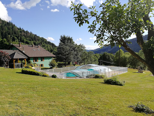 Photo de Gite Vosges ski piscine jeux tennis Nid Douillet bébé Animaux gite 2/5p + Wifi Hammam