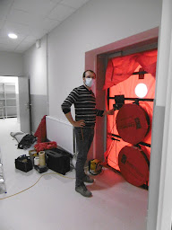 Photo n°9 de AEROLOGY - Contrôle de l'étanchéité à l'air et attestation RT2012. à Saint-Étienne-du-Bois (Entreprise de construction)