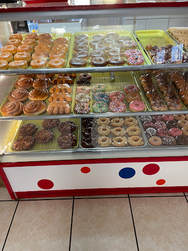 Bremond Donuts - Visual