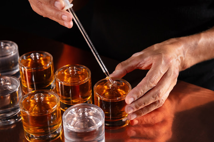 Frau Tonis Parfum by null