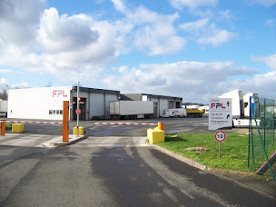 Photo n°5 de FPL LOCATION à La Flèche (Concessionnaire de poids lourds)