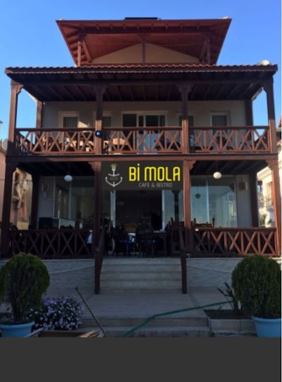 Bi Mola Göl Evi Cafe Bistro