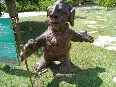 Photos of Ecoparque Aluxes