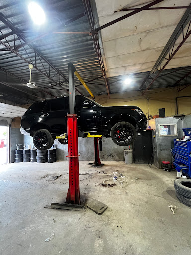 Garage Gilbert - Visual