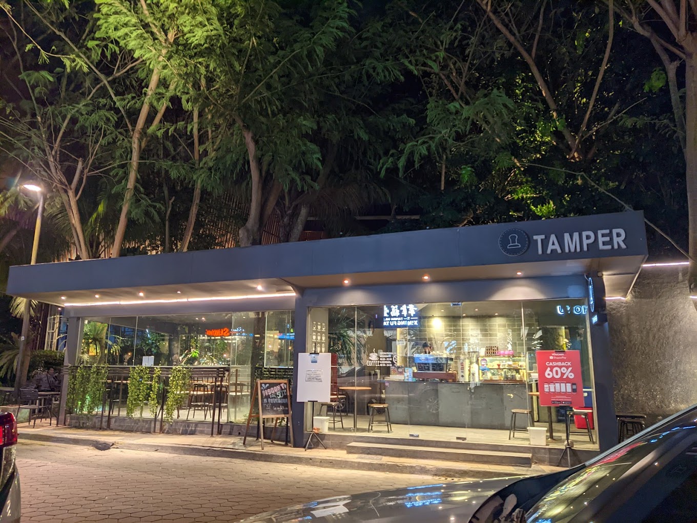Tamper Cafe tawarkan suasana modern dan industri