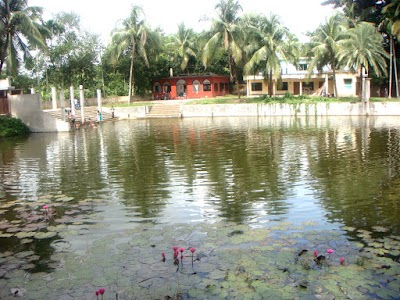 Photos of Ronu Munsi Chowdhury Bari Masjid