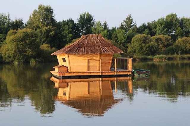 Village Flottant de Pressac