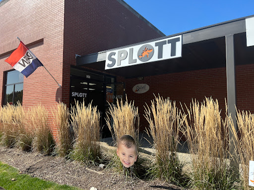 Splott Studio - Visual