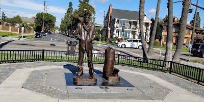 Lone Sailor Memorial