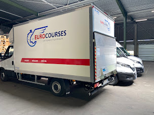 Photo n°3 de Eurocourses à Fontenay-sur-Loing (Société de transport routier)