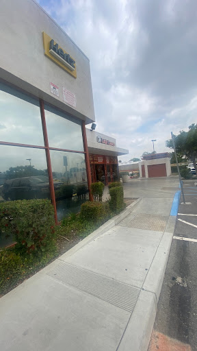 Hertz Car Rental - Fontana - Sierra Avenue HLE - Thumbnail