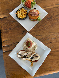 Photo n°5 de Restaurant le Saint ange à Aubagne (Restaurant méditerranéen)