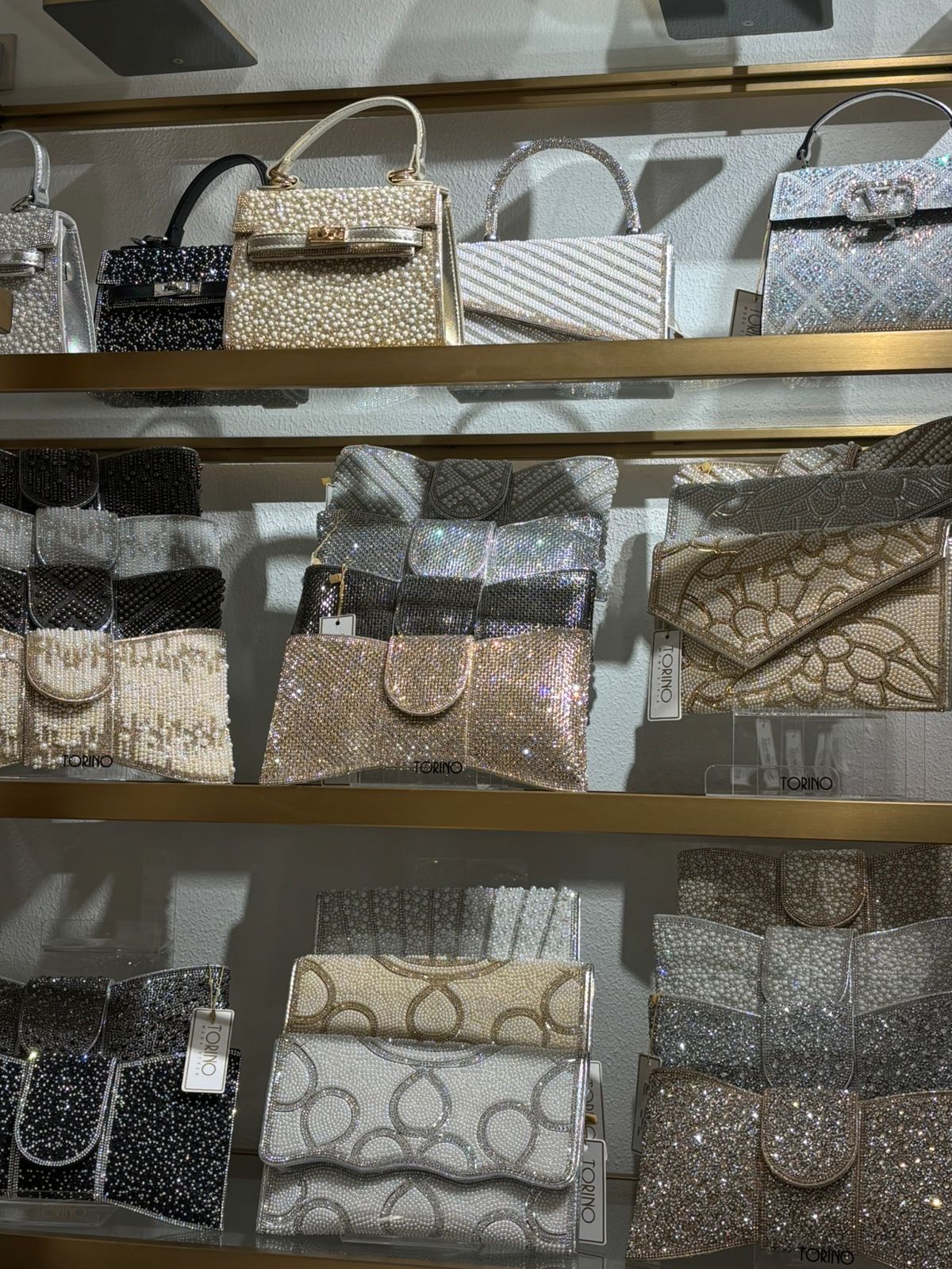 Torino shoes Al Etihad Mall - صورة 3