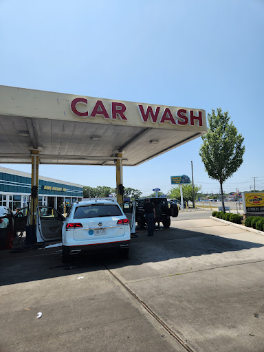 Eager Beaver Car Wash Inc - Thumbnail
