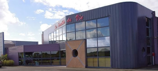 Opinii despre Les Essentiels du Vin în Angers - Societé de transport