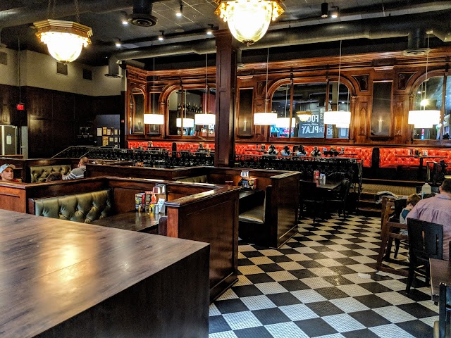 Dave & Buster's Utica