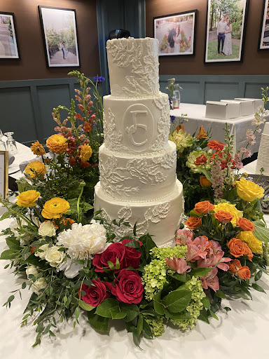 Fancy That Cake - Visual