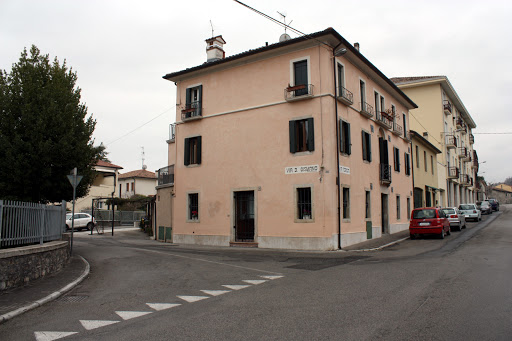 La Porta Fucsia - Officina delle Arti Gallery - Italy