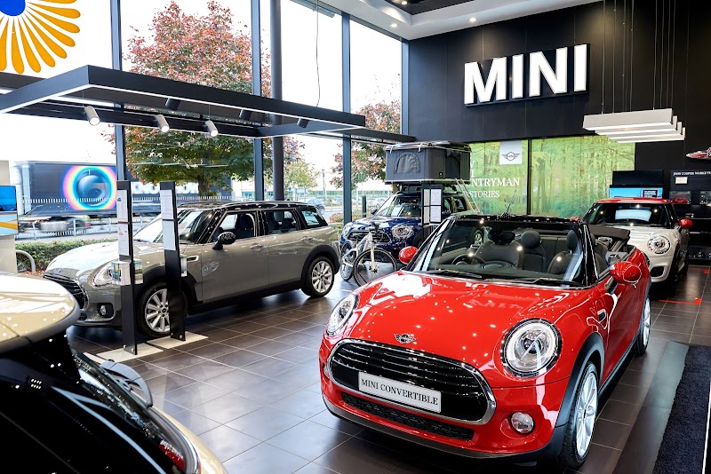Sytner Stevenage MINI photo 2