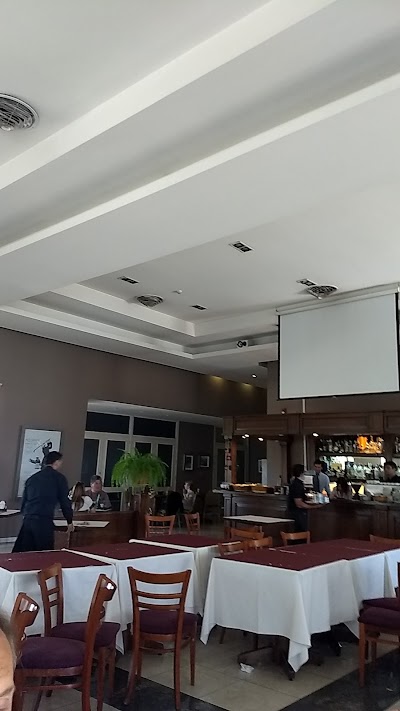 Photos of Howard Johnson Sierras Hotel and Casino