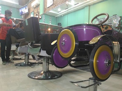 Photos of Sir Salon HM. JONI