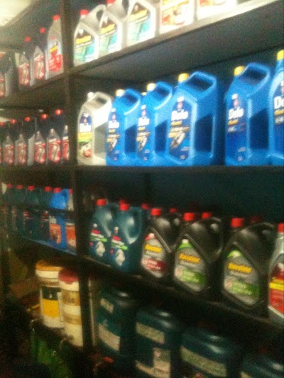 Photos of Banduragoda Oil Mart (බාදුරාගොඩ ඔයිල් මාට්)