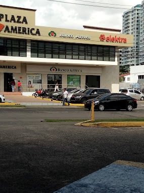 Banco Azteca (Panamá) S.A. Plaza Las Americas, Author: Marvin Herrera