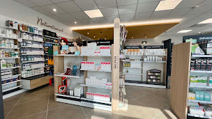 Photo n°9 de Pharmacie Des Minotiers à Mortagne-sur-Gironde (Pharmacie)