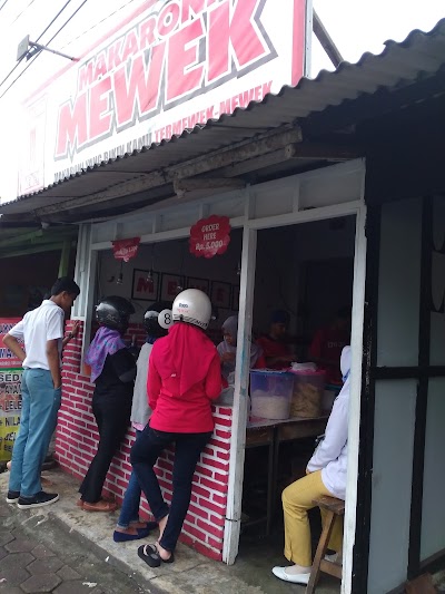 Photos of Makaroni Mewek